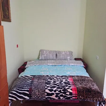 Apartment кульпарківська 128,економ