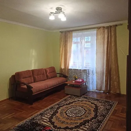 кульпарківська 128,економ Apartment *